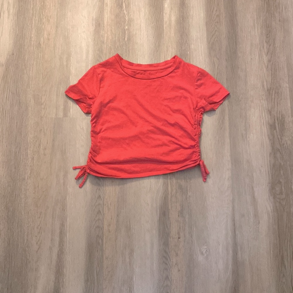 Red shirt-art class